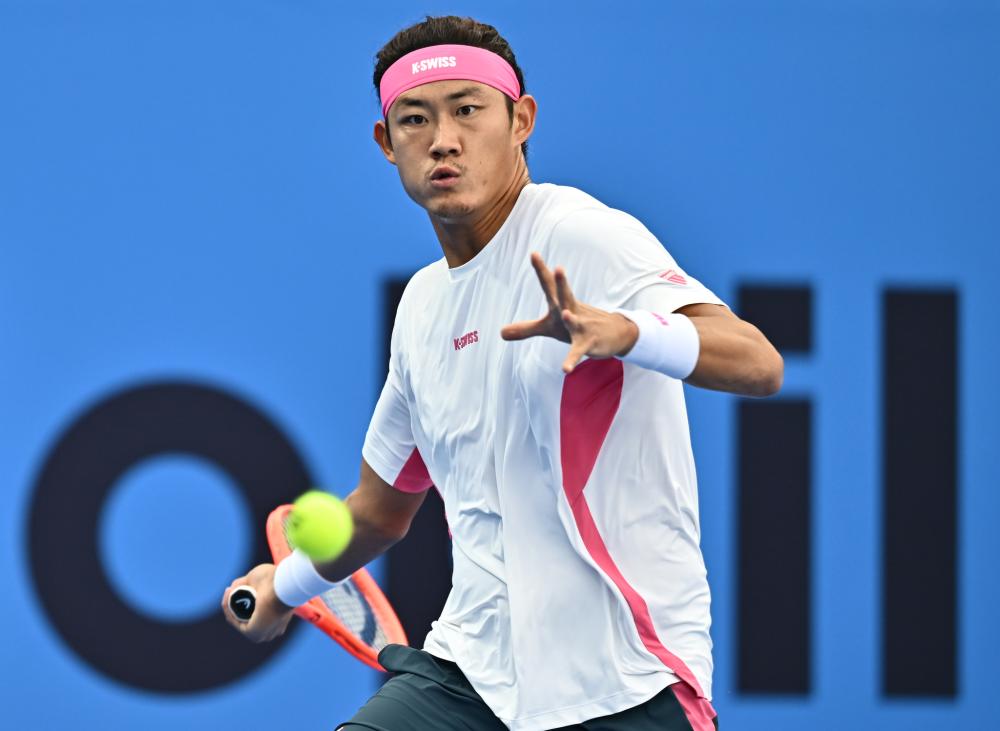 3连胜仅丢1球！奥纳纳获土超10月最佳，直言要赢更多荣誉