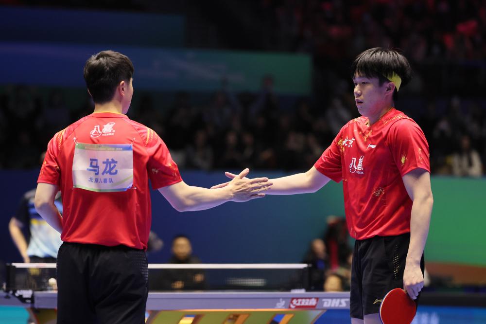 中英青训交流会嘉宾：绝杀韩国转型后卫；枪手铁闸曾获世界杯